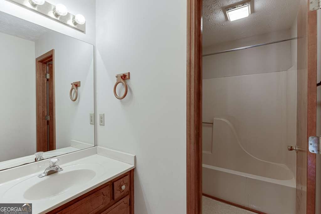 82 McElhannon Road Bethlehem - 25