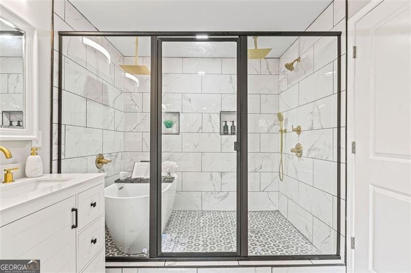 1995 VENETIAN Drive Atlanta - 19