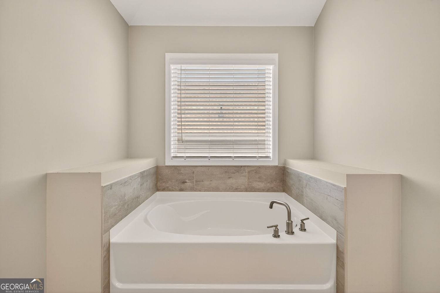 2740 Crimson Downs Drive Cumming - 31