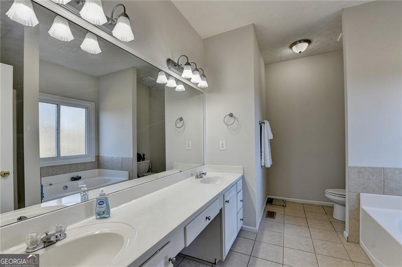 6570 Heardsville Road Cumming - 14