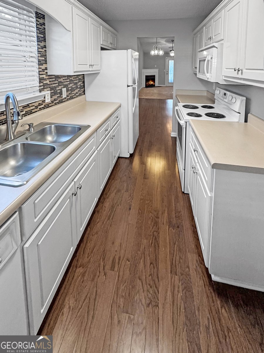 1653 Summerwoods Circle Griffin - 4