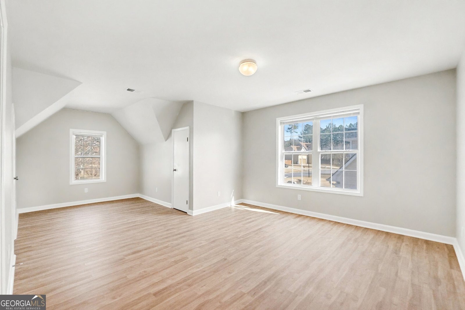 4001 Kingsbrook Boulevard Decatur - 35