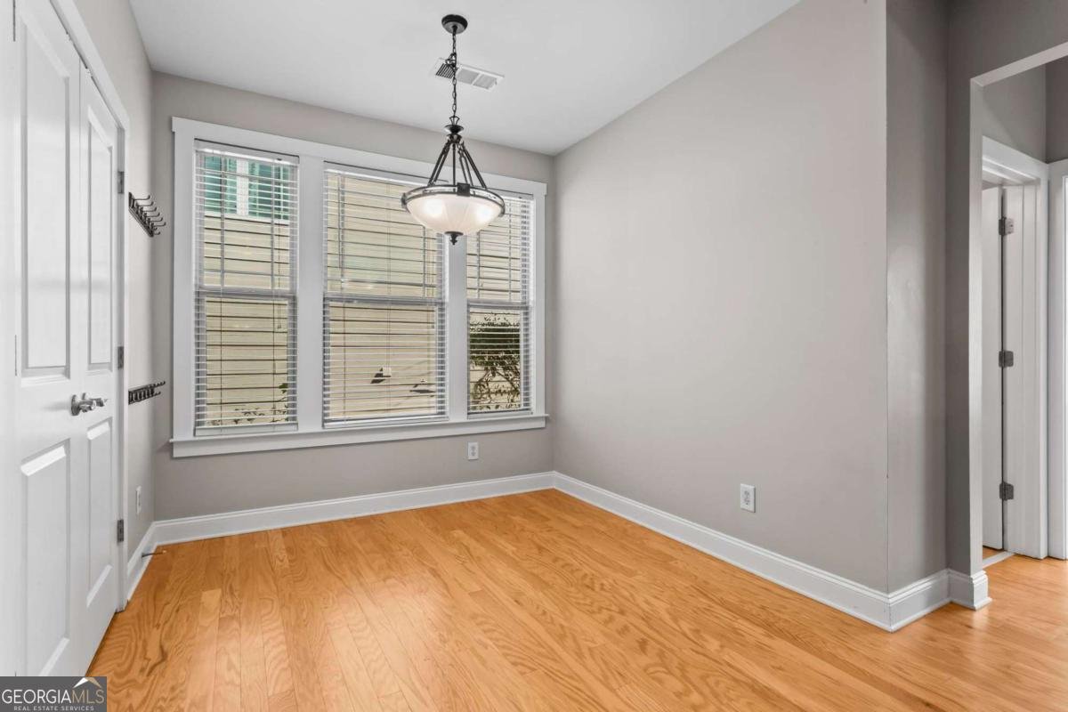 2043 Village Crest Drive Atlanta - 13