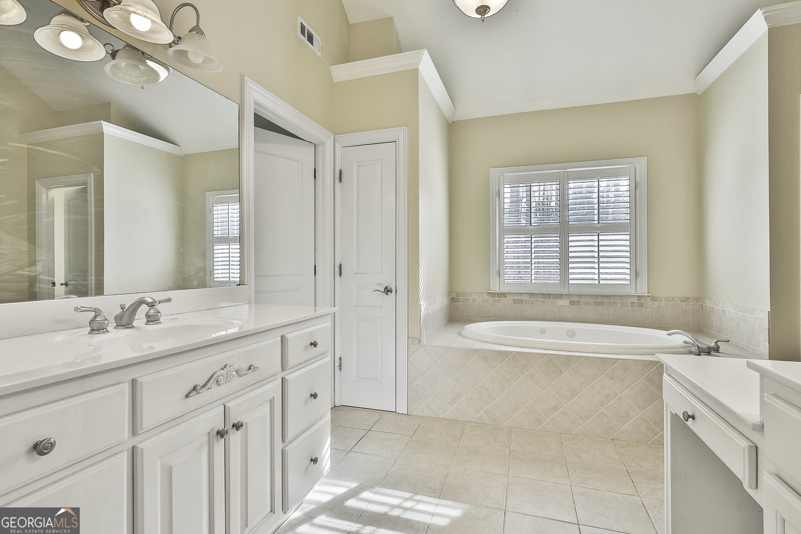 108 Tullamore Trail Tyrone - 34