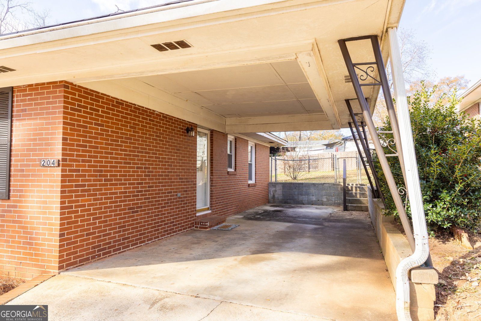 204 Doty Drive Thomaston - 24