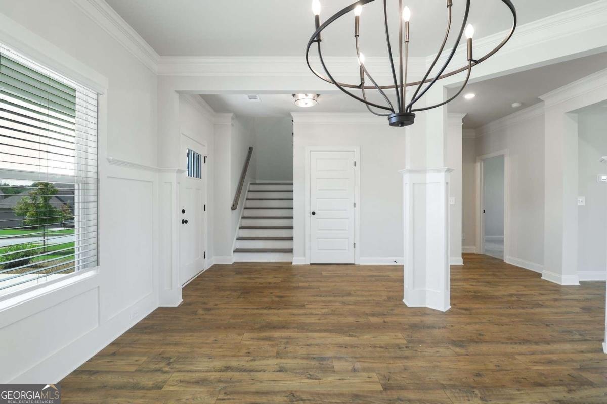 901 Calgary Court Winder - 11