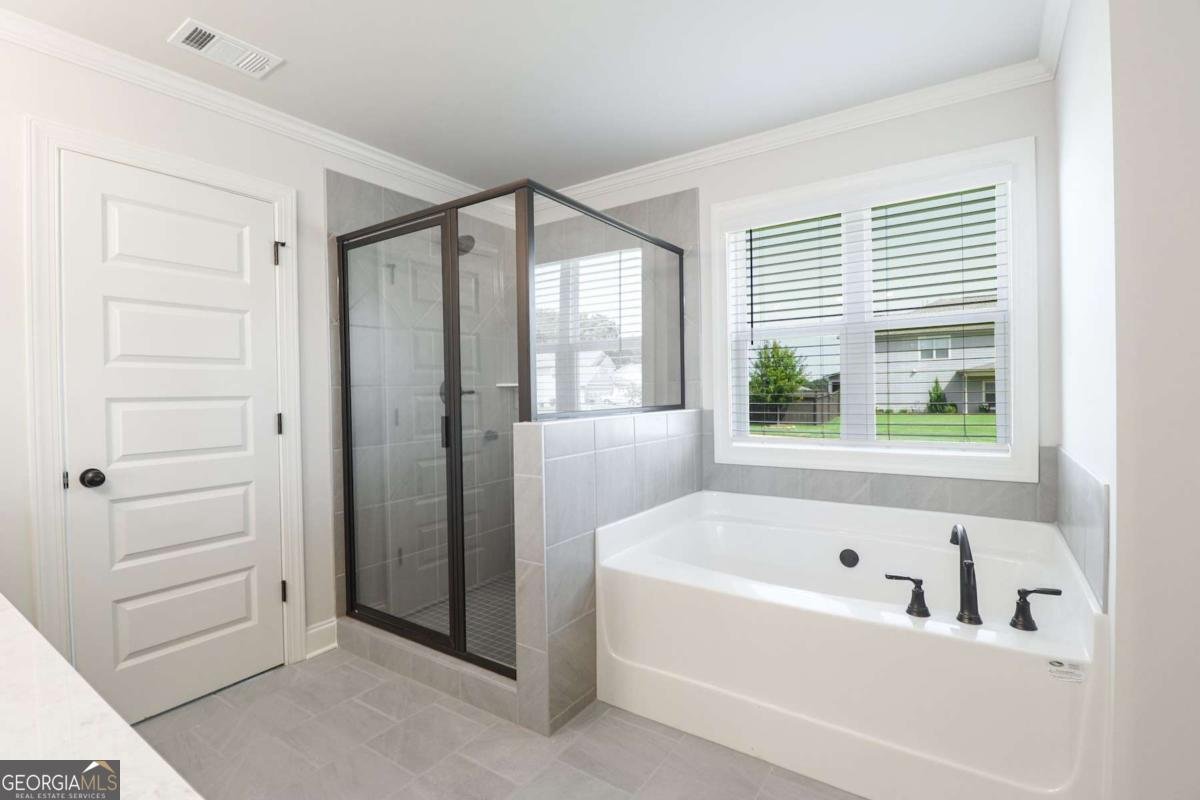 901 Calgary Court Winder - 24