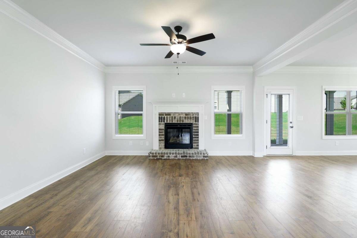 901 Calgary Court Winder - 7