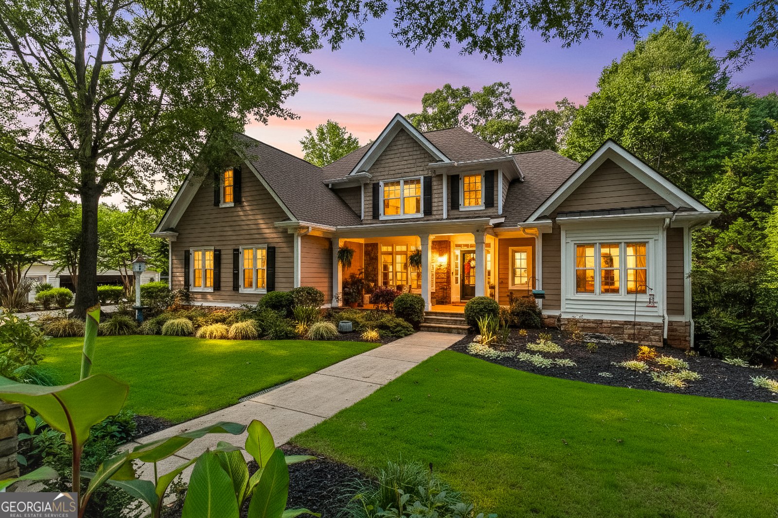 6719 Grand Marina Circle Gainesville - main photo