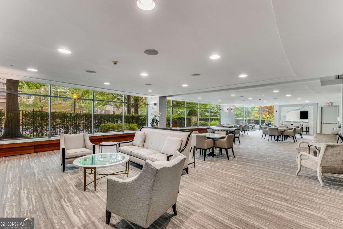 700 Park Regency Place Atlanta - 32