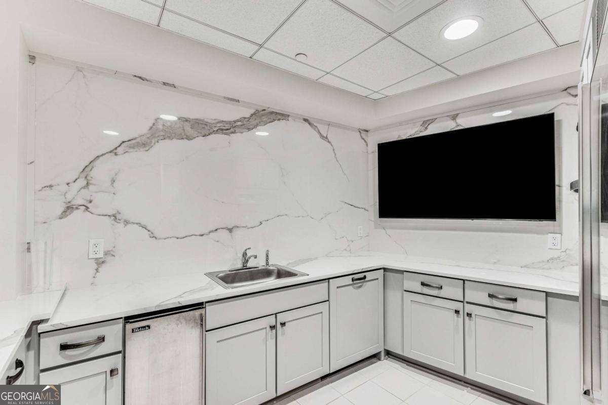 700 Park Regency Place Atlanta - 34