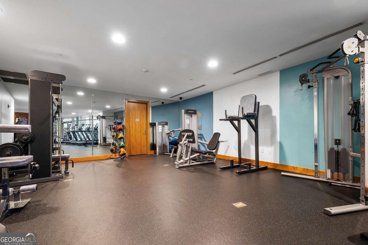 700 Park Regency Place Atlanta - 35