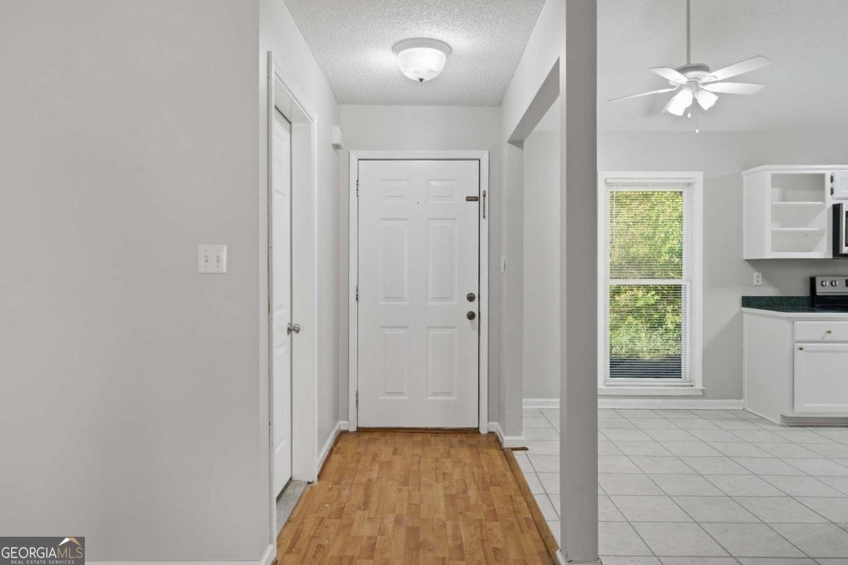 16 Broken Arrow Court Rydal - 6