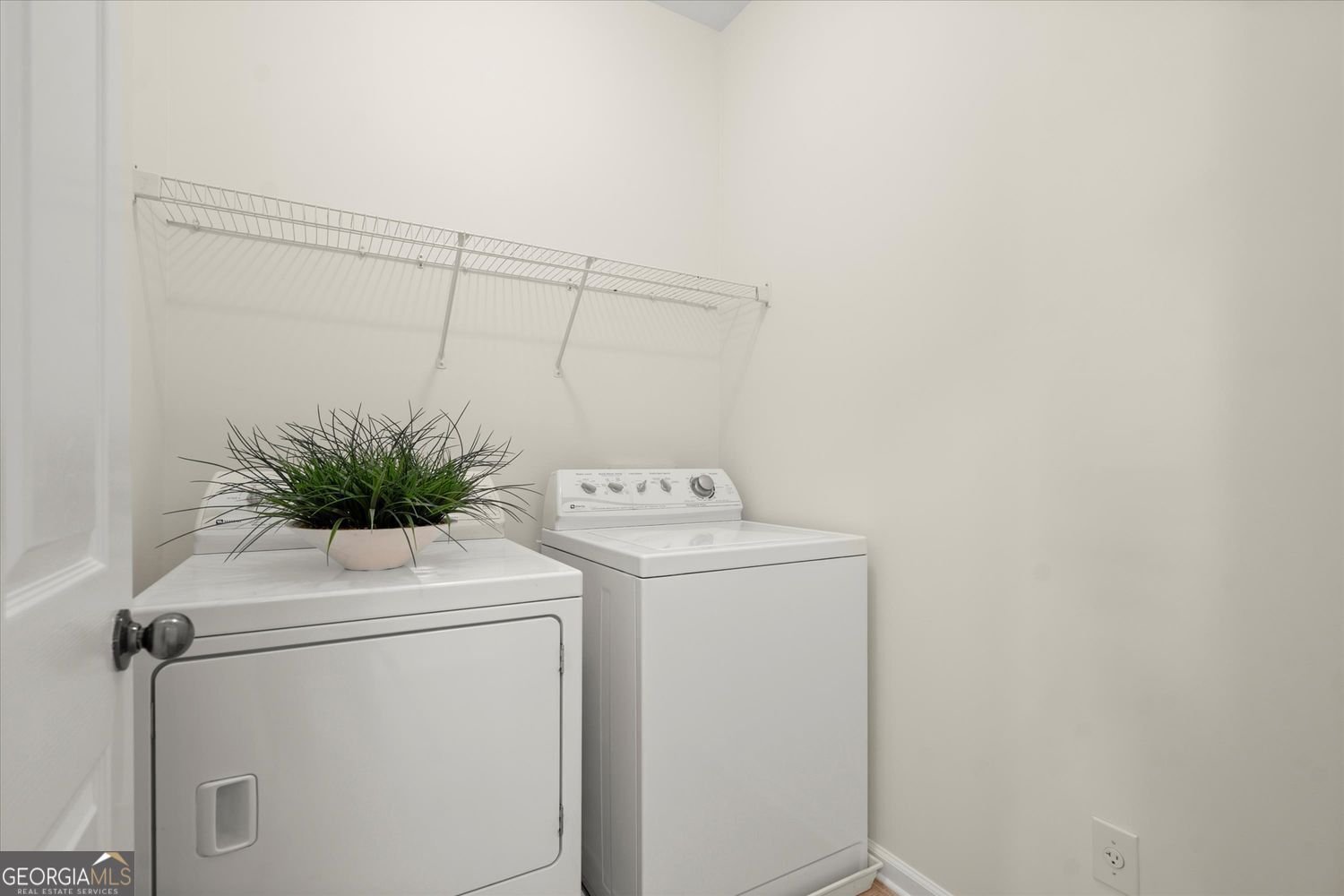 3196 Buck Way Milton - Photo 32