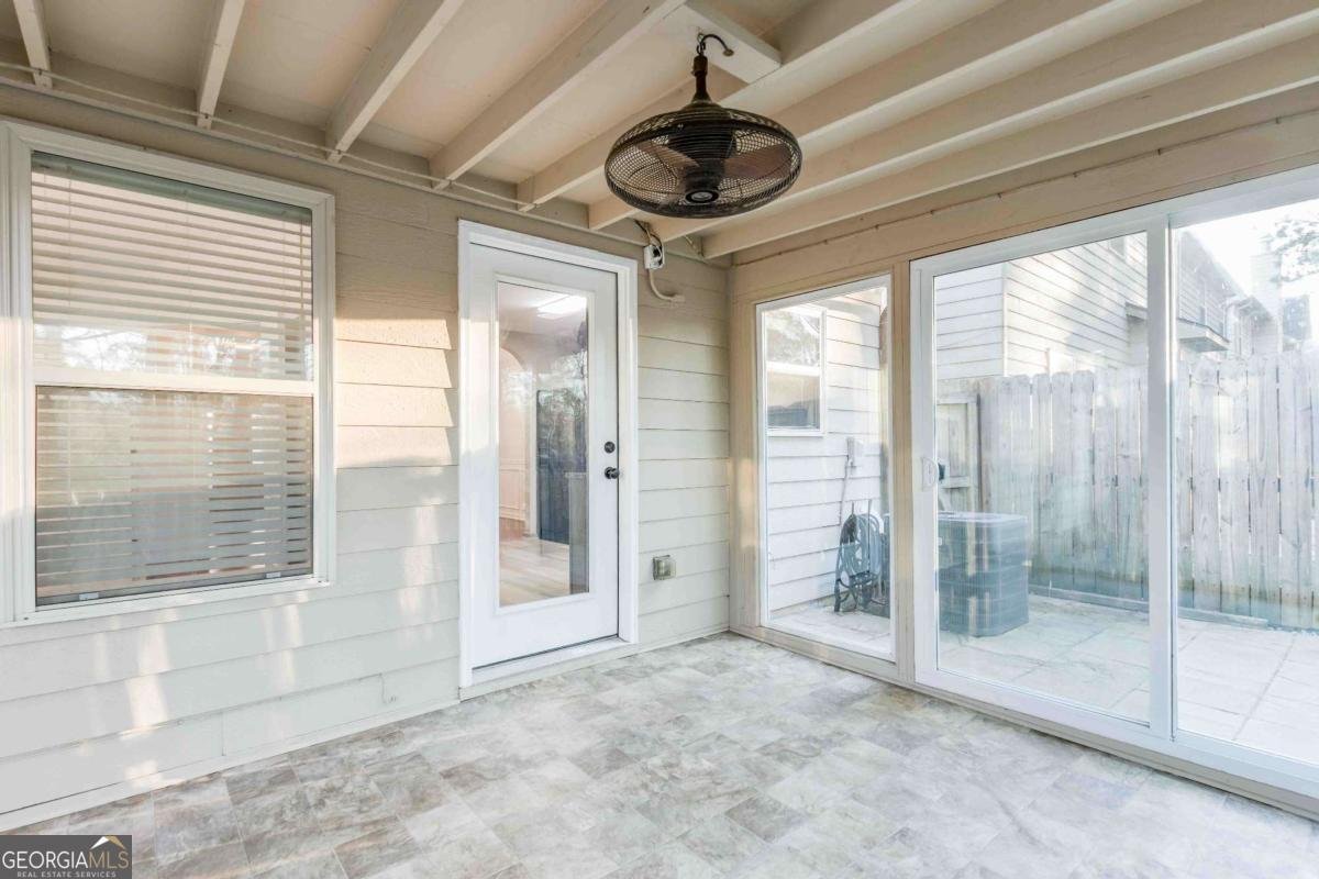 316 Pin Oak Avenue Woodstock - 22