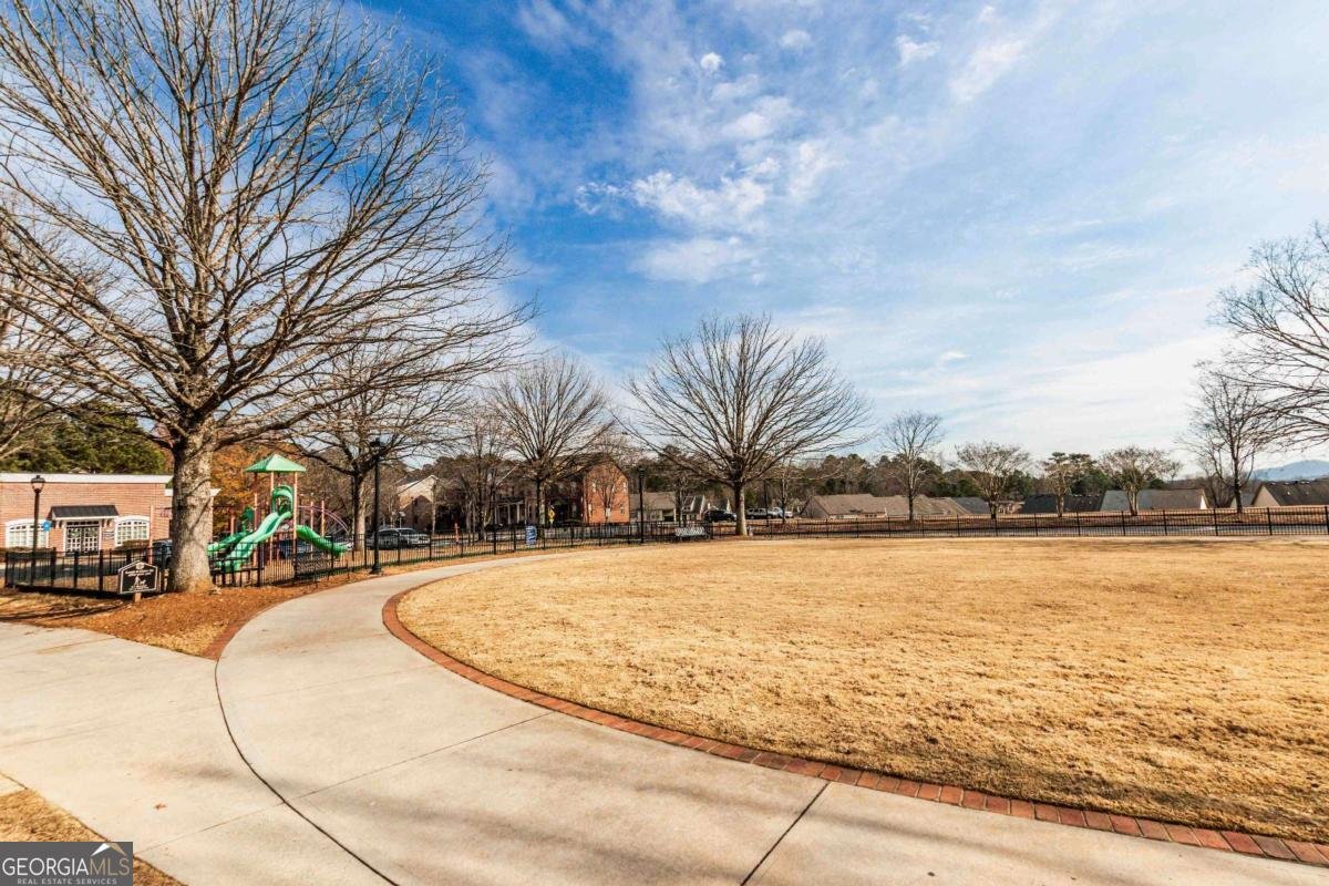 316 Pin Oak Avenue Woodstock - 26