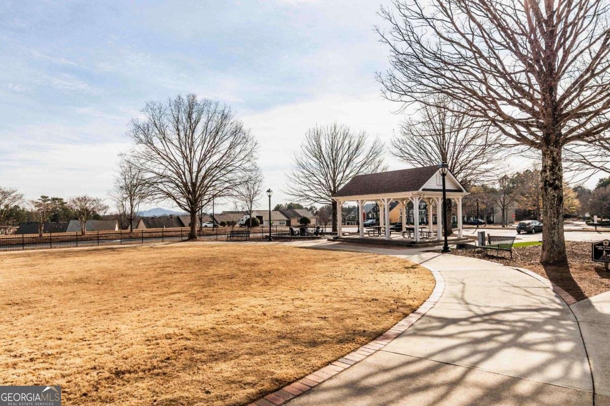 316 Pin Oak Avenue Woodstock - 27