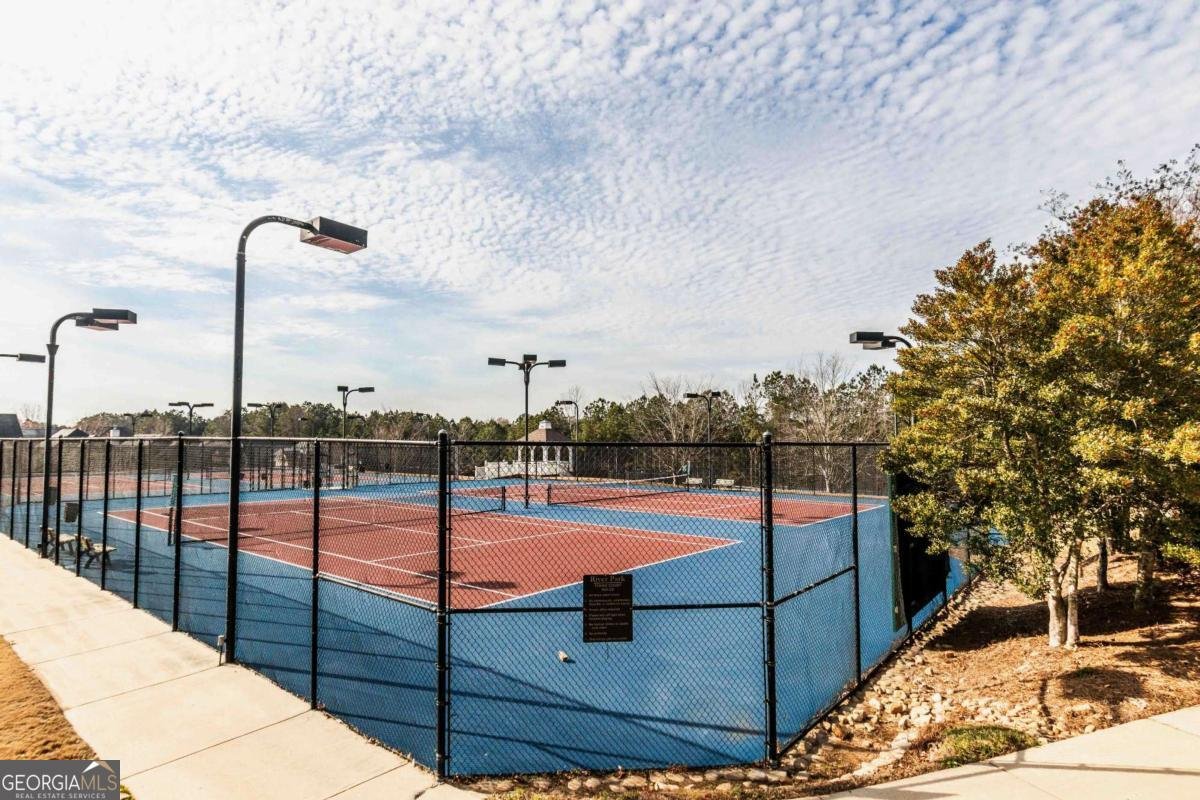 316 Pin Oak Avenue Woodstock - 29