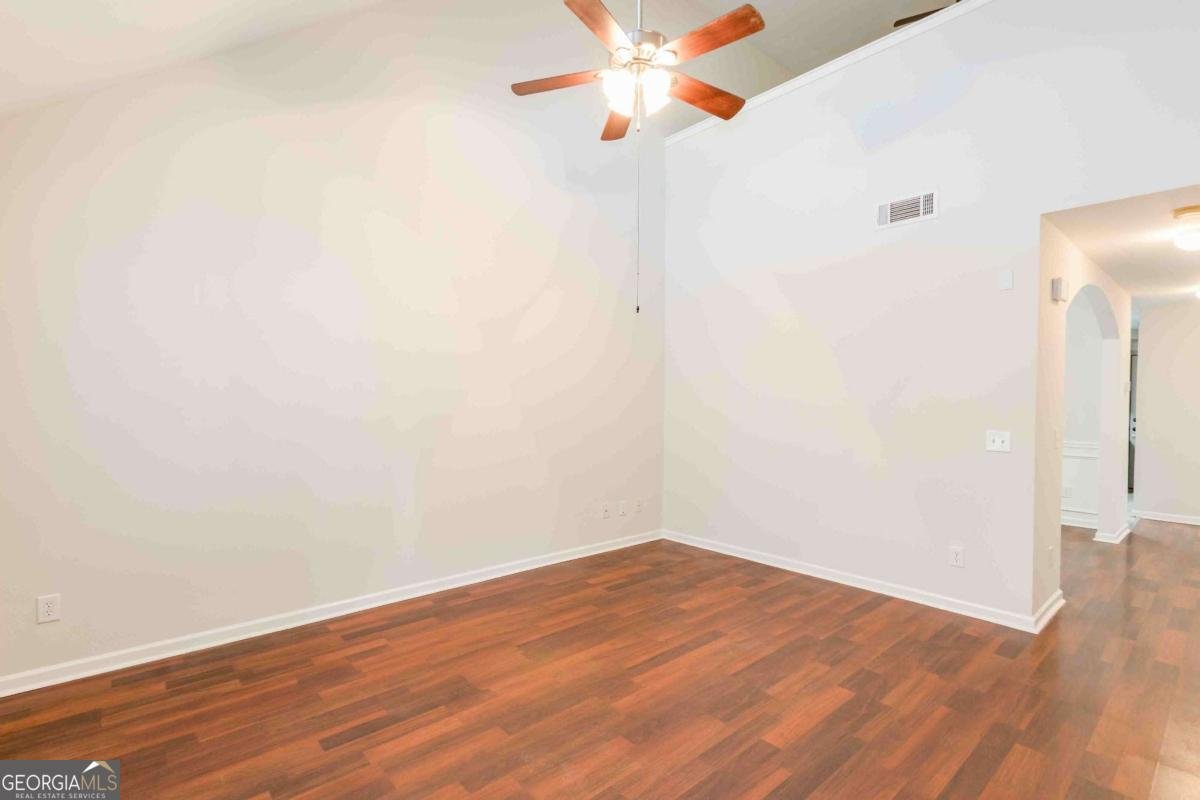 316 Pin Oak Avenue Woodstock - 4