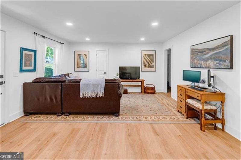 705 STEWART marietta - 6