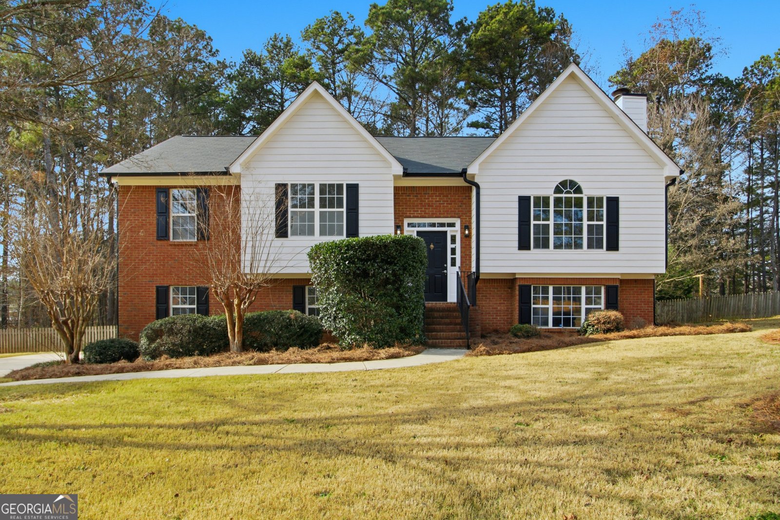 2939 Sweetbriar Walk Snellville - main photo