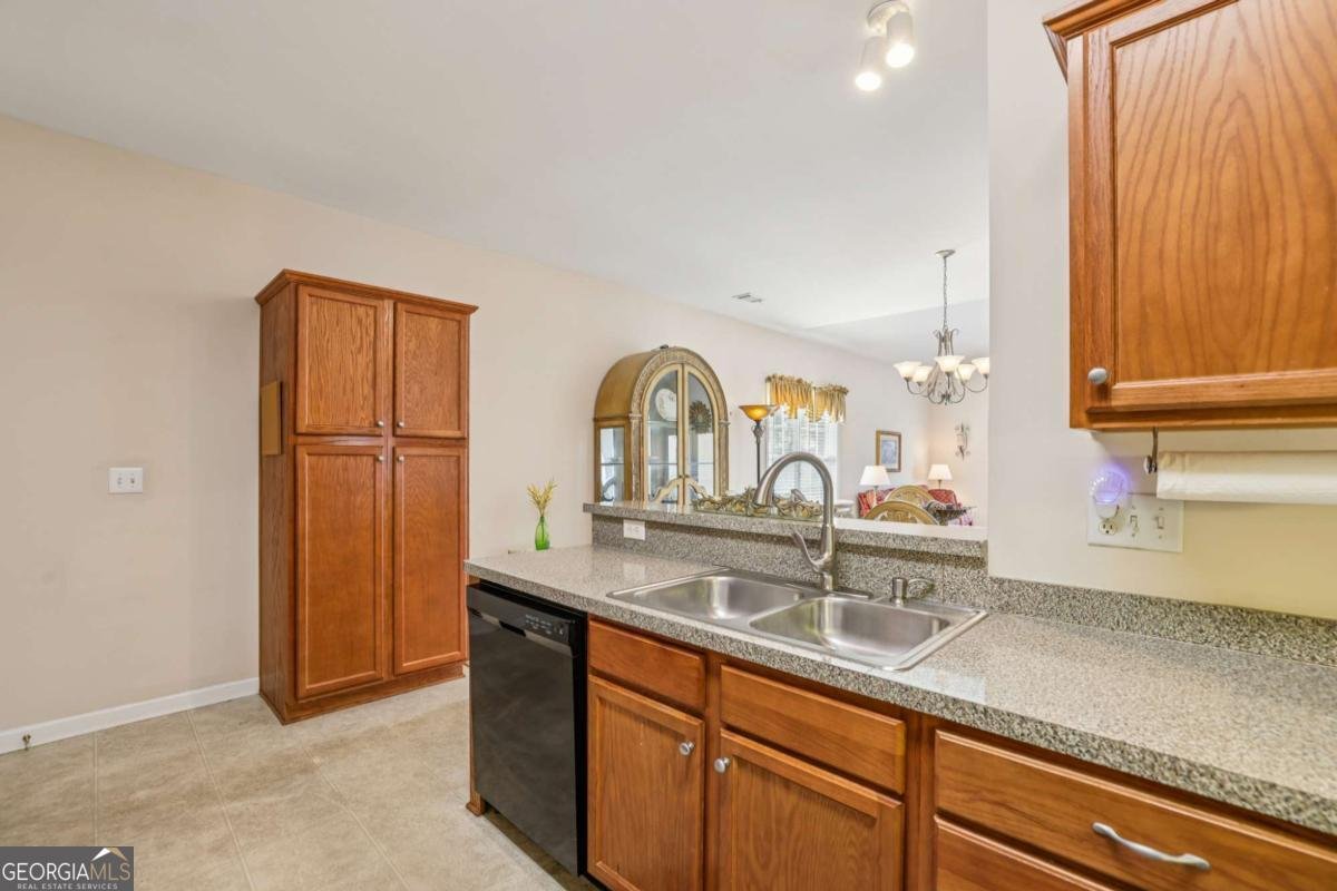 119 HOLIDAY Road Buford - 13