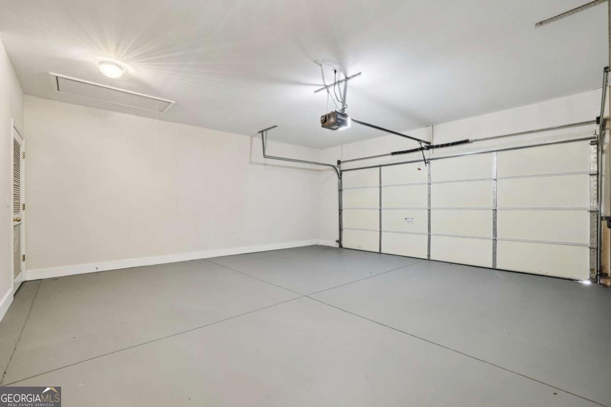 119 HOLIDAY Road Buford - 23