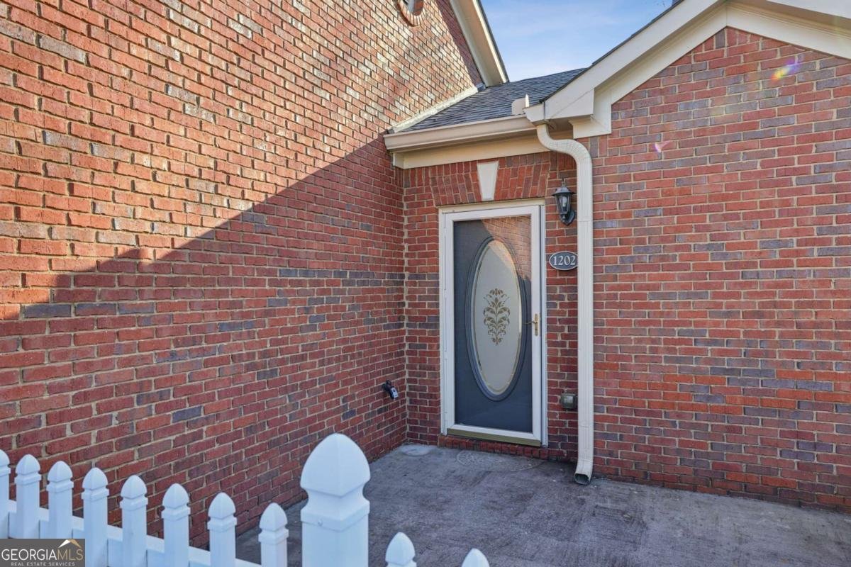 119 HOLIDAY Road Buford - 27