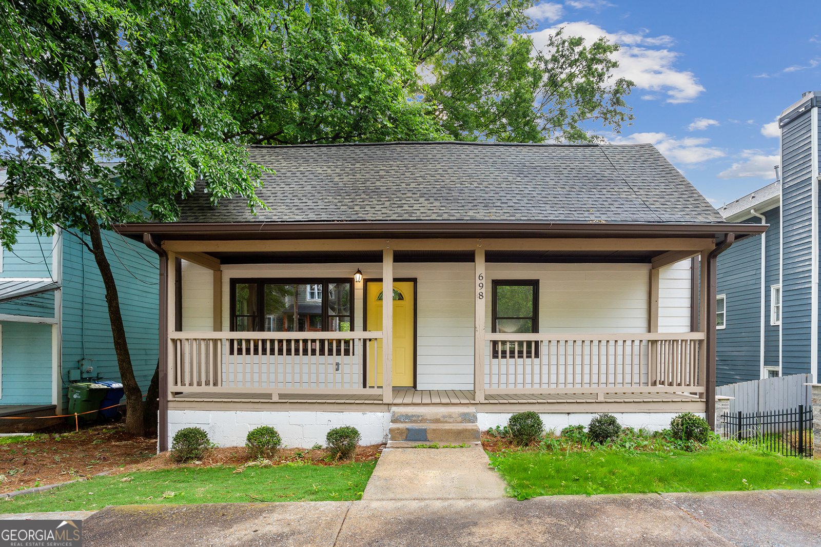 698 Garibaldi Street Atlanta - 2