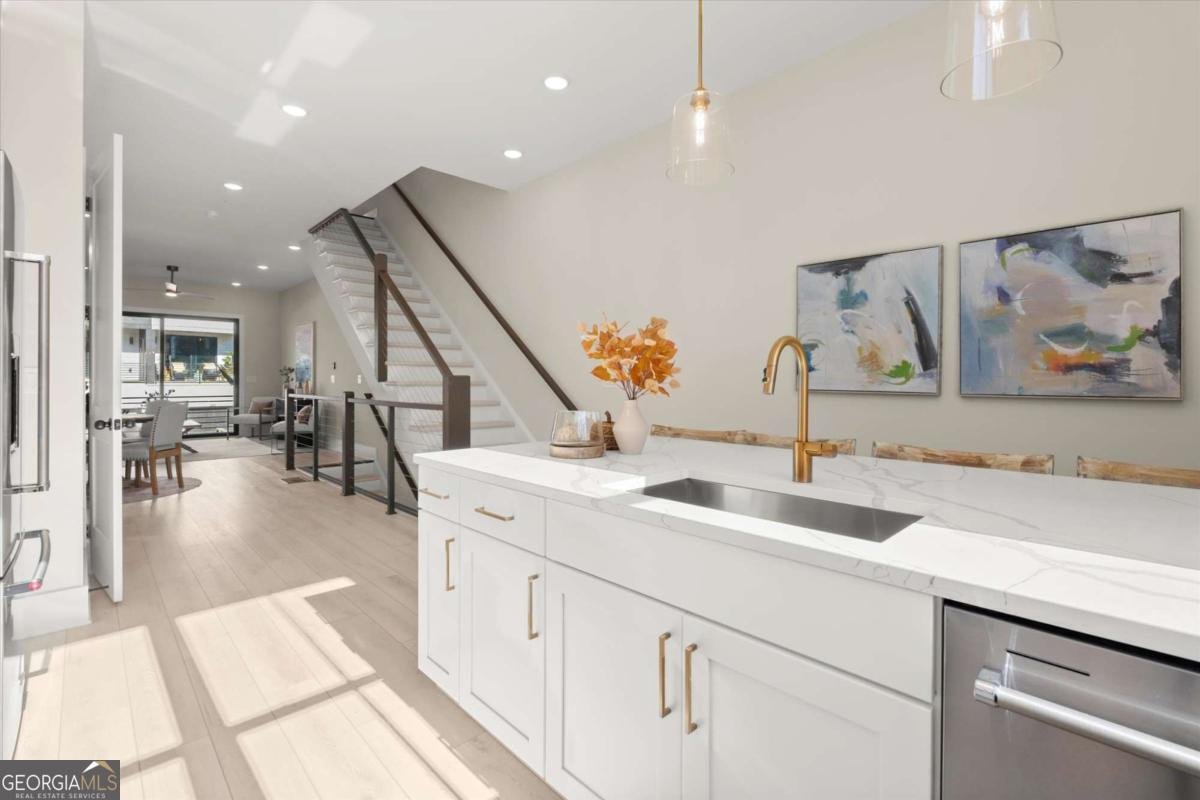 655 Soul Alley Alpharetta - 18