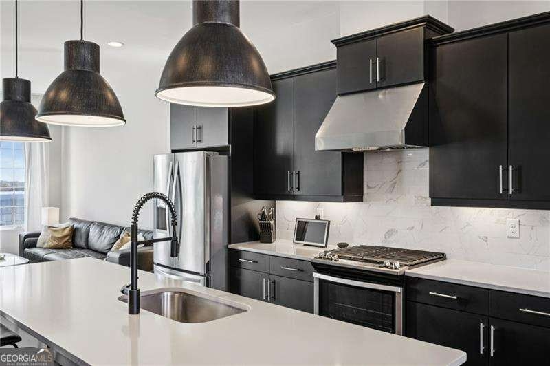 256 Castleberry Station Drive Atlanta - 18