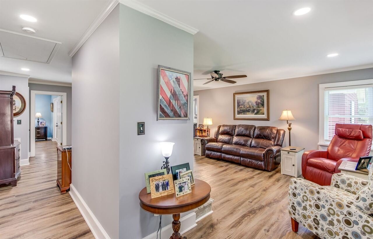 364 Ridgewood Drive Hartwell - 22