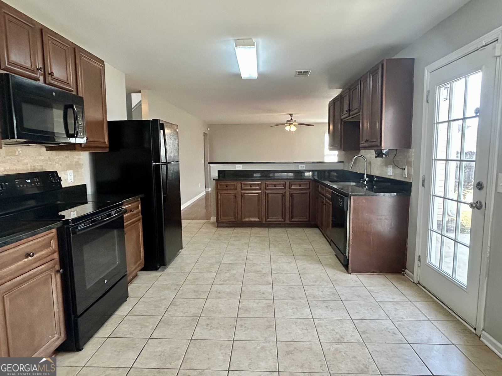 107 Rodney Drive Warner Robins - 24