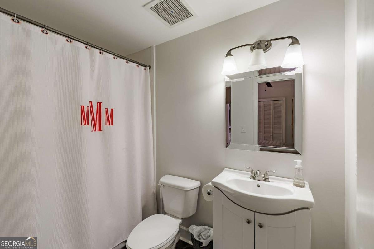 250 Broad Street Athens - 21