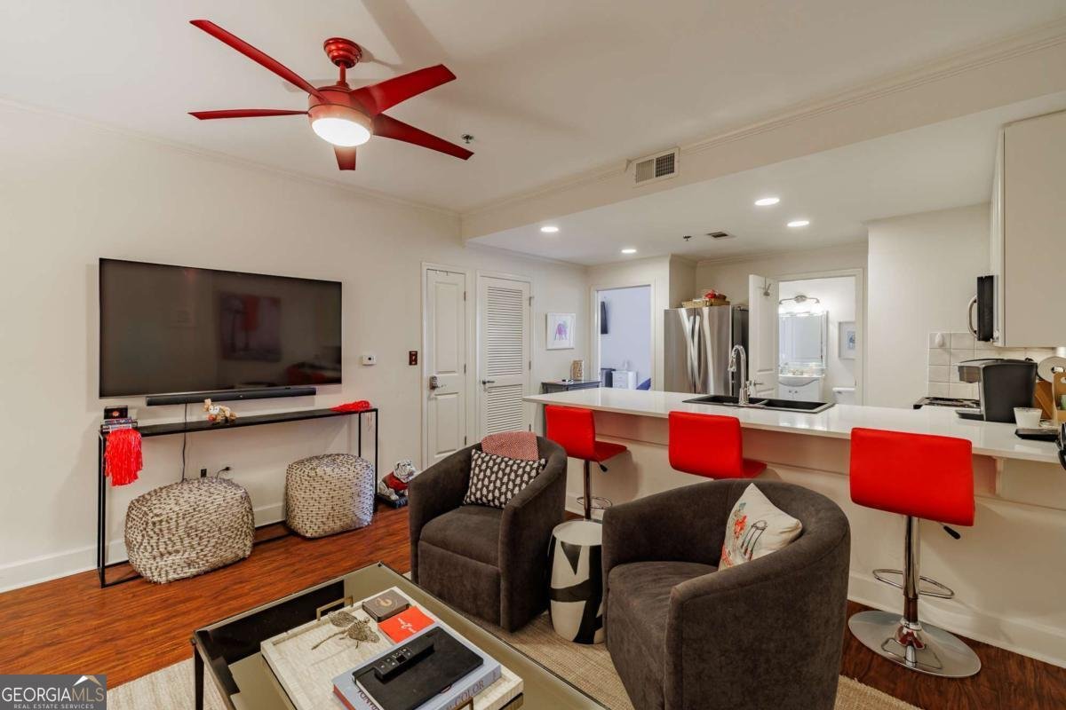 250 Broad Street Athens - 5