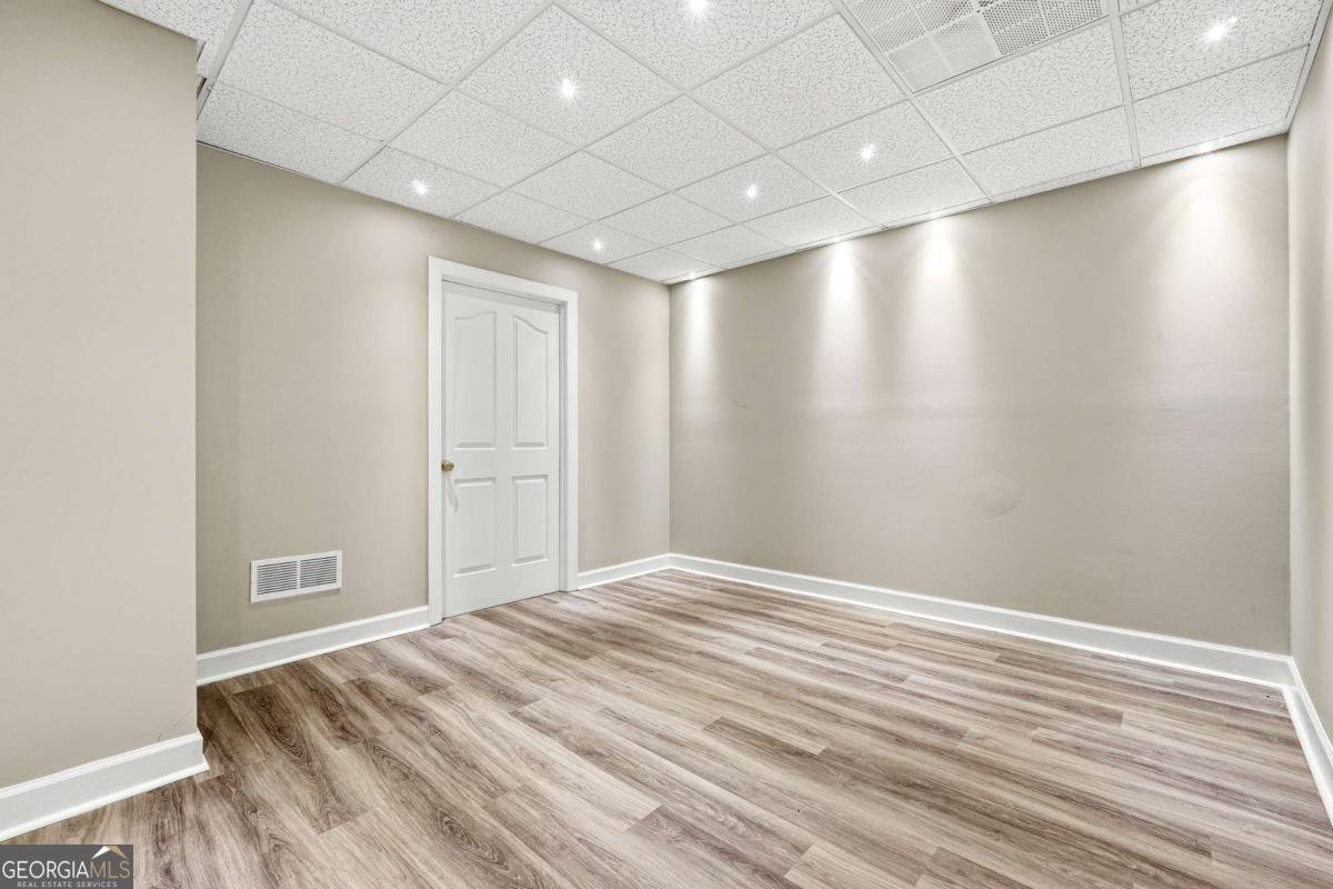 1988 Fairgreen Drive Stone Mountain - 41