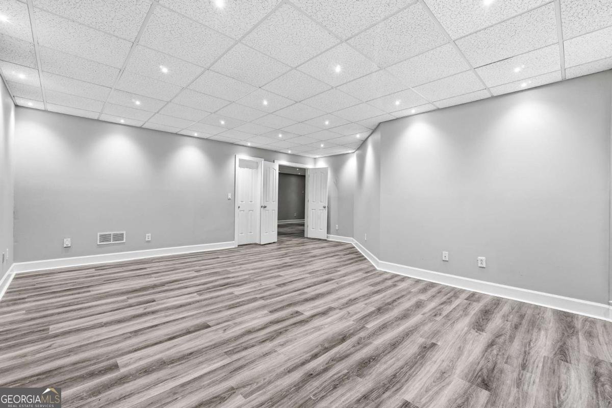 1988 Fairgreen Drive Stone Mountain - 8