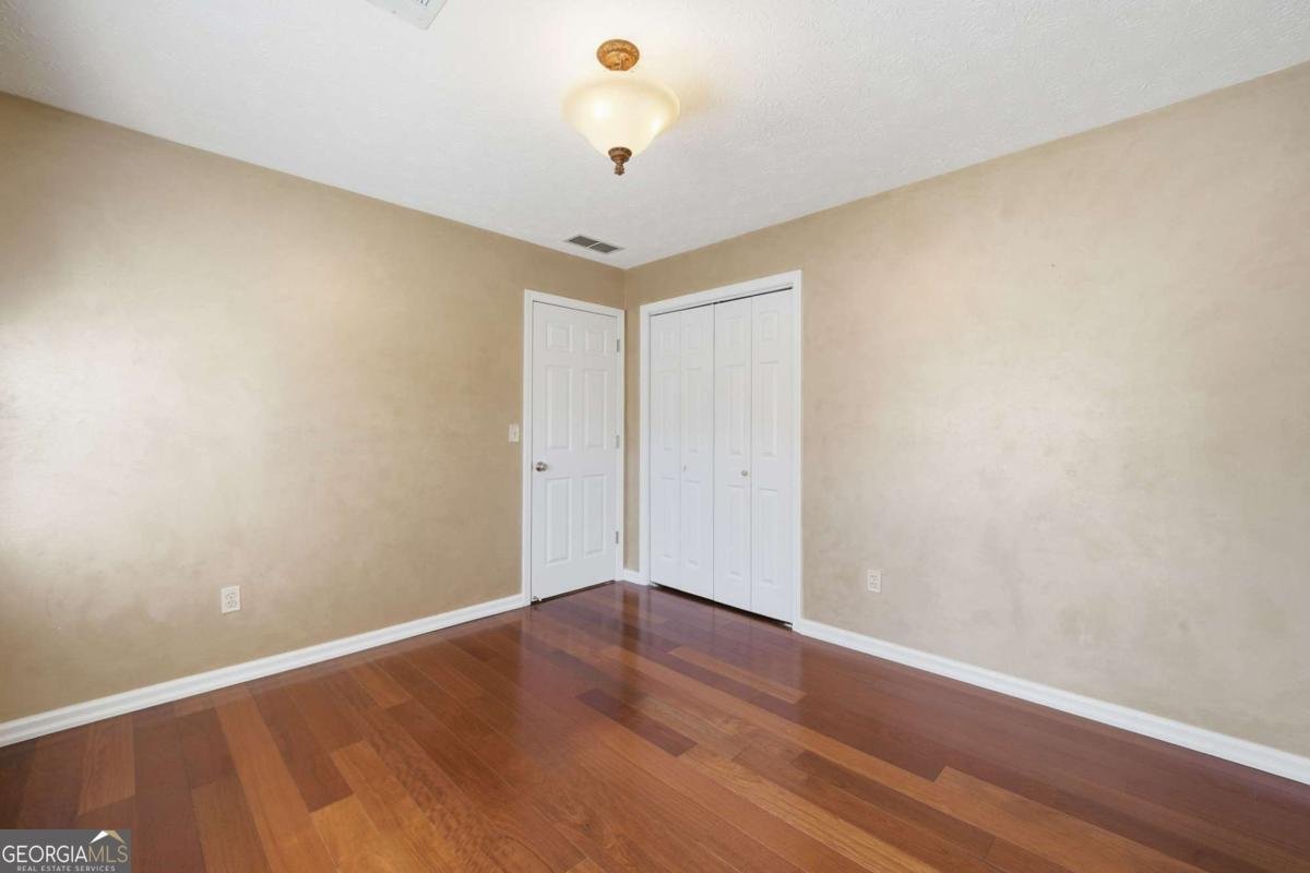 1217 Kaylyn Court Kennesaw - 25