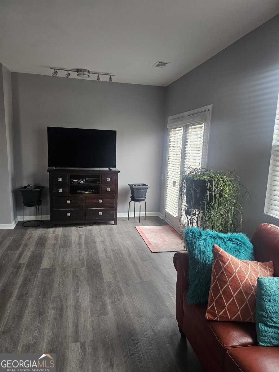 1738 Blue Heron Way Hampton - 54