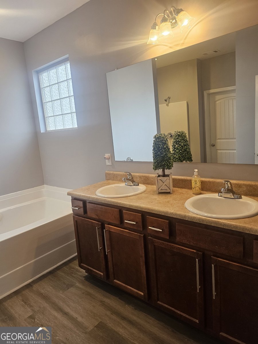 1738 Blue Heron Way Hampton - 59