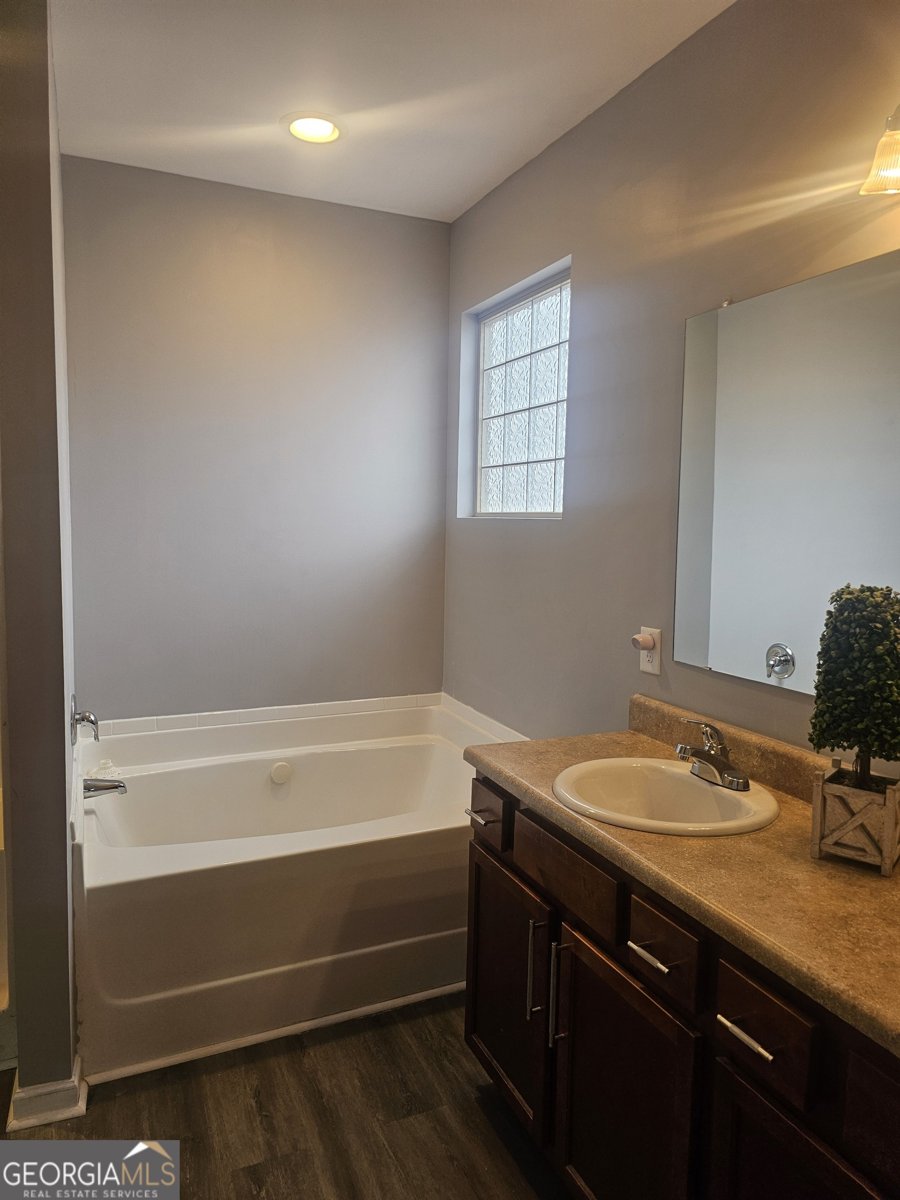 1738 Blue Heron Way Hampton - 60