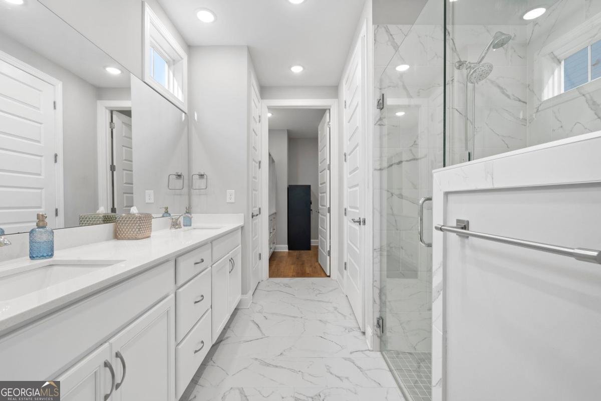 1121 Providence Loop Greensboro - 26