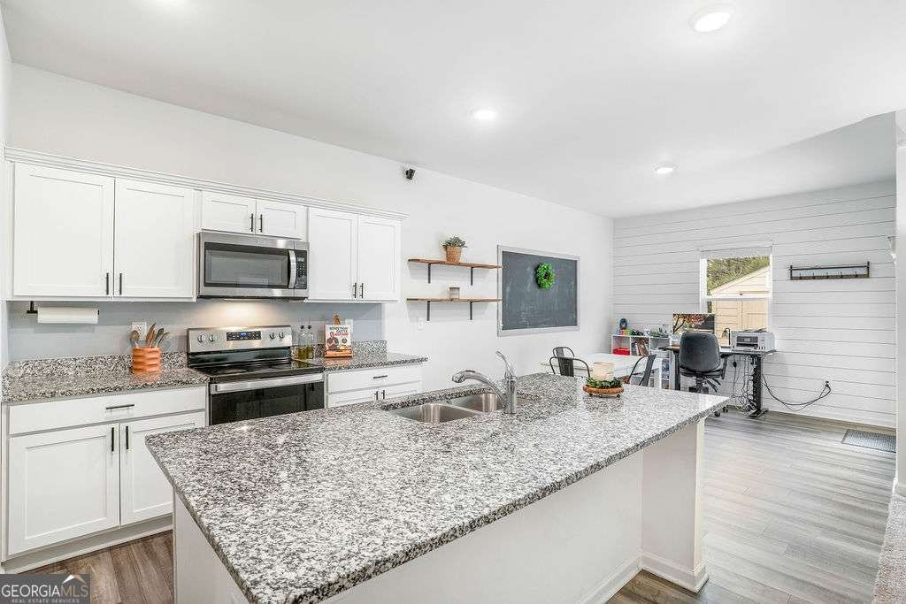 1066 Feldman Chase Loganville - 14