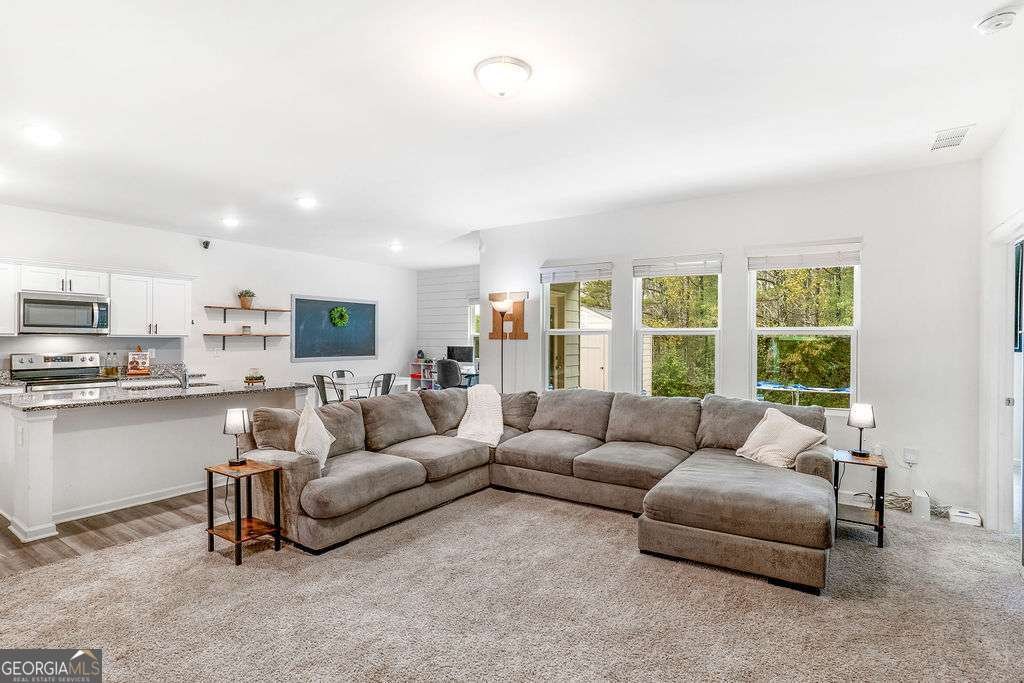 1066 Feldman Chase Loganville - 9