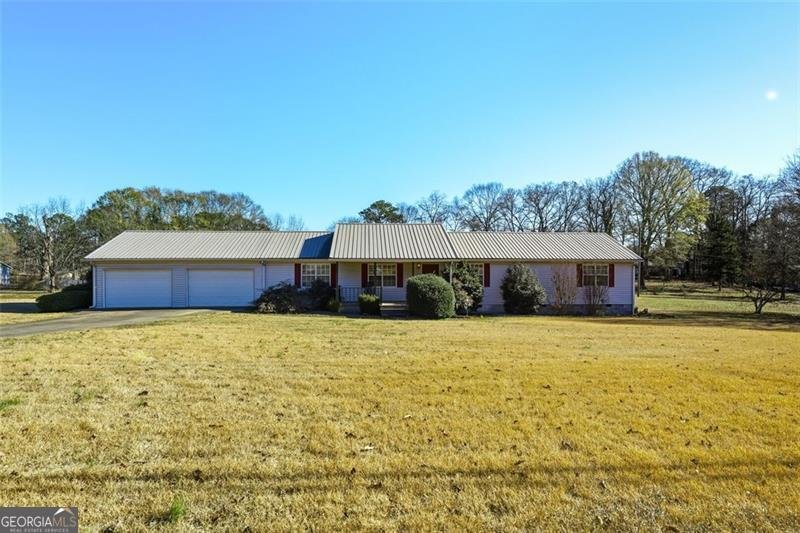 76 Baker Cartersville - main photo