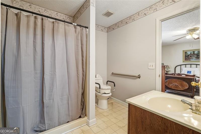 76 Baker Cartersville - 21