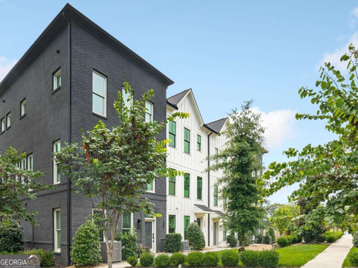 3583 Candler Court Atlanta - main photo