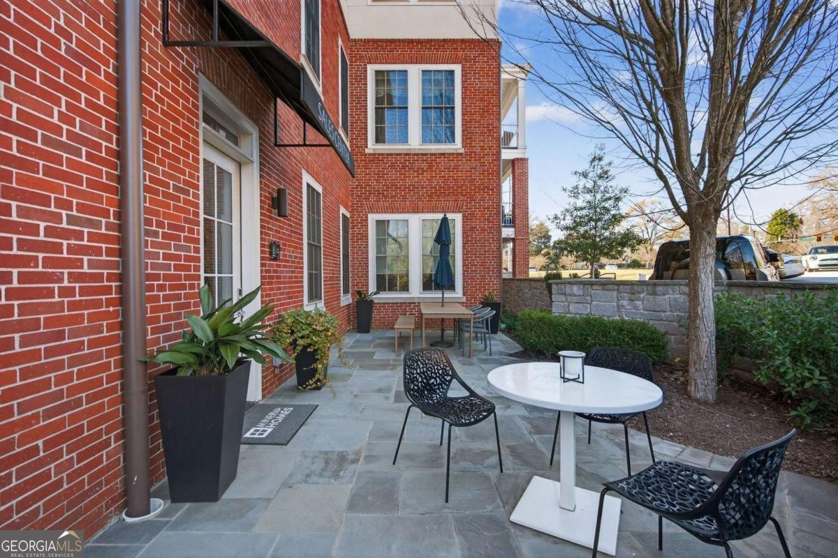 1200 Ponce de Leon Avenue Atlanta - main photo