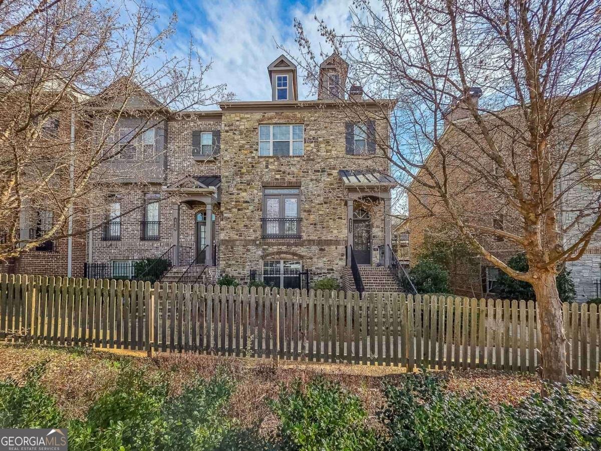 2632 Vintage Drive Alpharetta - main photo