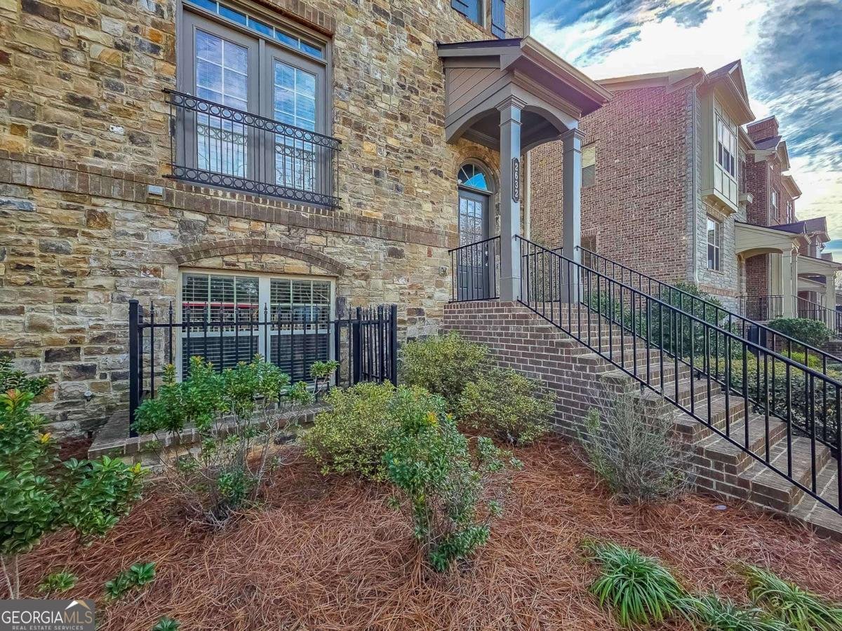 2632 Vintage Drive Alpharetta - 3